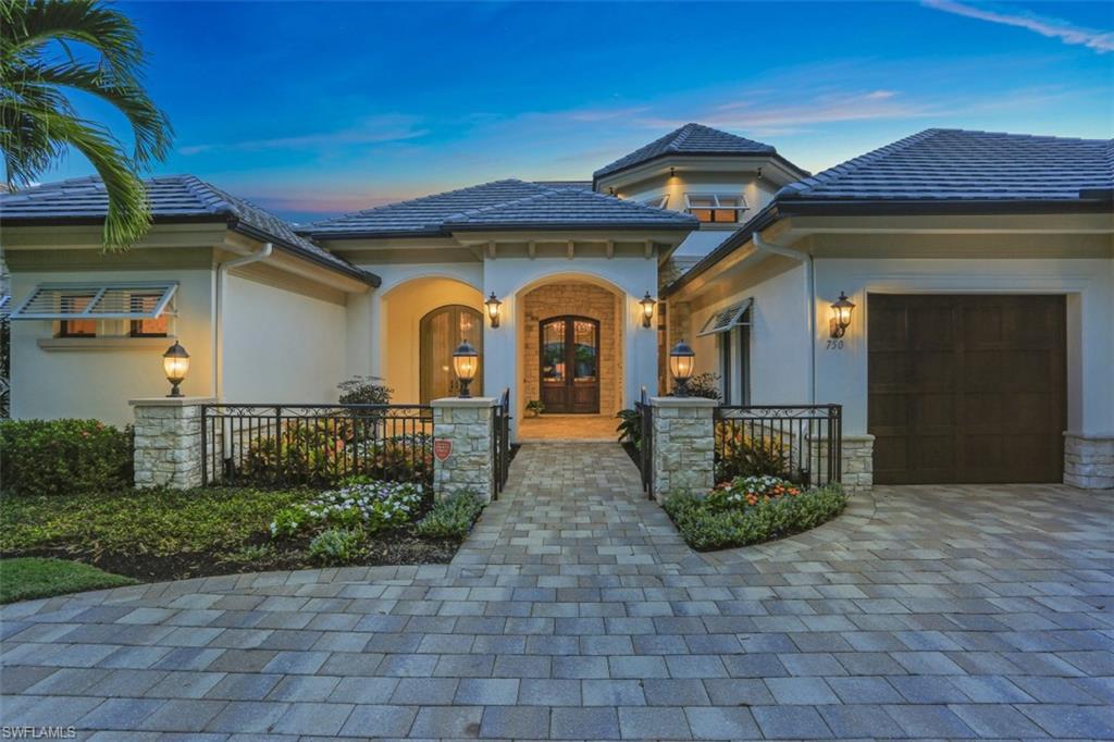 MOORINGS - Residential