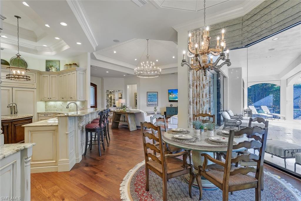 MOORINGS - Residential