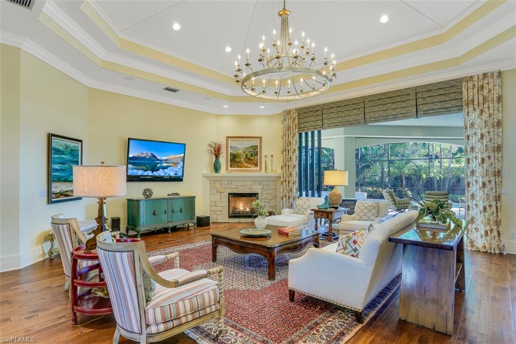 MOORINGS - Residential