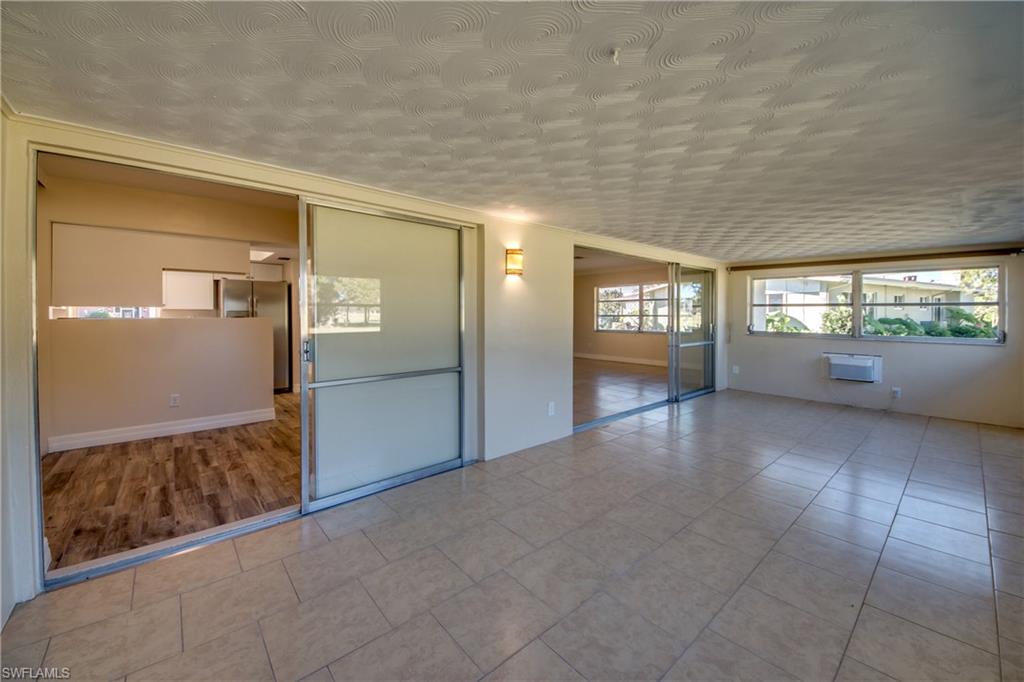 PORT CHARLOTTE - Residential