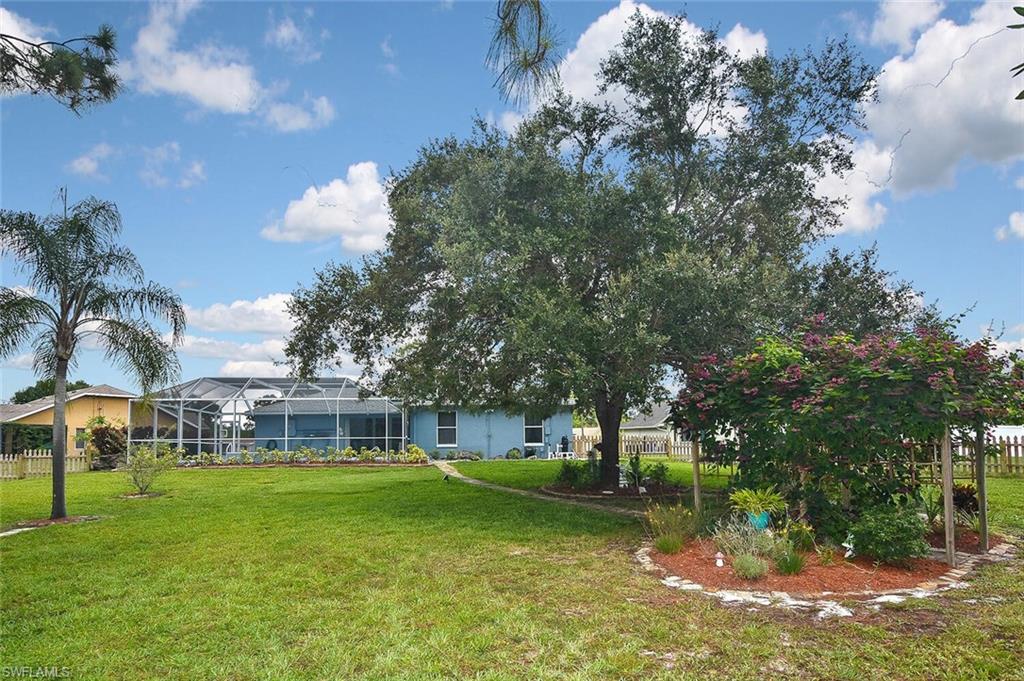 SAN CARLOS PARK - Residential