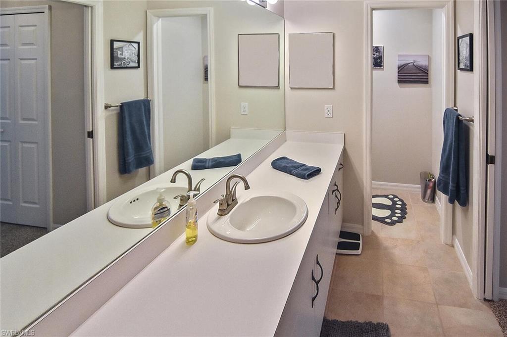 SAN CARLOS PARK - Residential