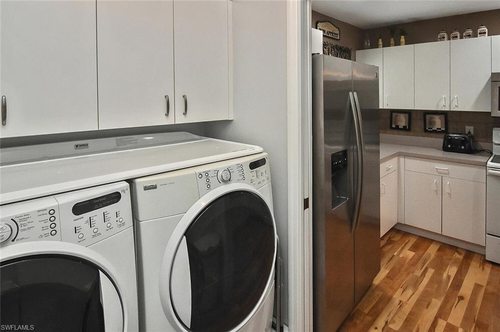 SAN CARLOS PARK - Residential