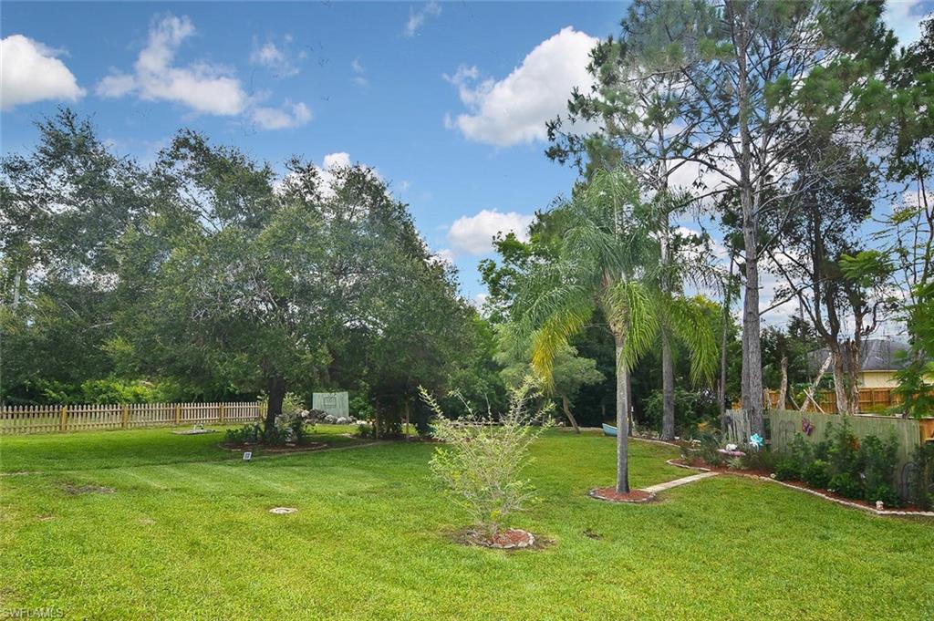 SAN CARLOS PARK - Residential