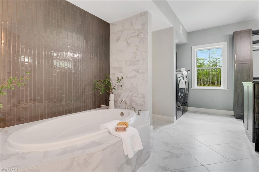 BURGUNDY FARMS - Residential