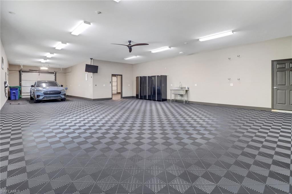 BURGUNDY FARMS - Residential