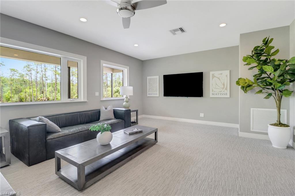 BURGUNDY FARMS - Residential