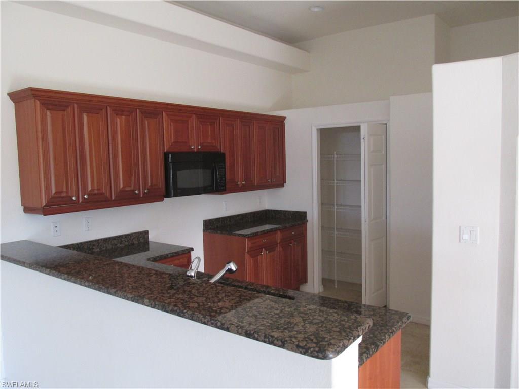 WATERSIDE CONDO - Residential