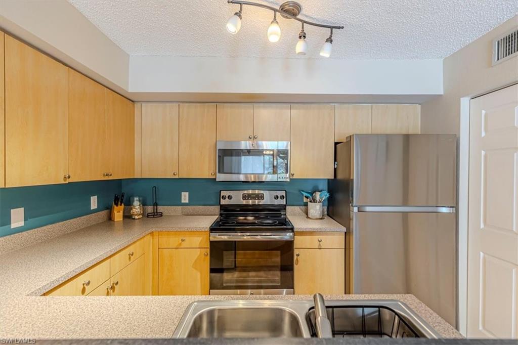 SANCTUARY - Residential