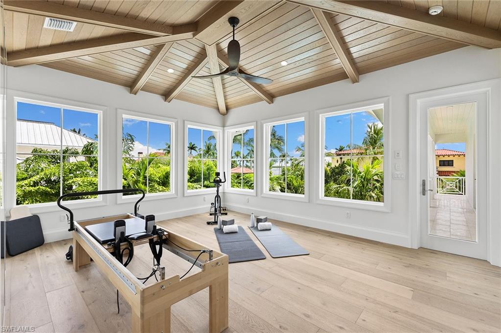 AQUALANE SHORES - Residential