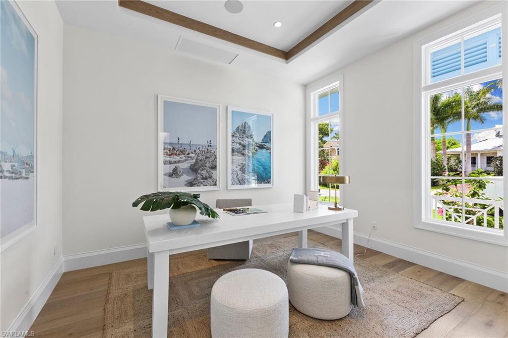 AQUALANE SHORES - Residential