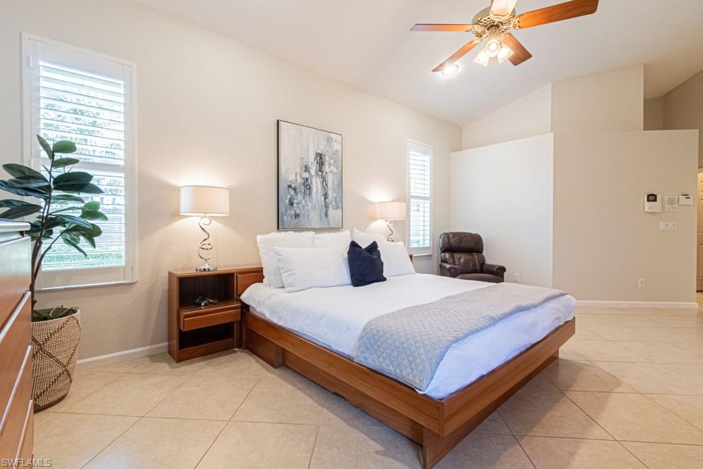 AUTUMN WOODS - Residential