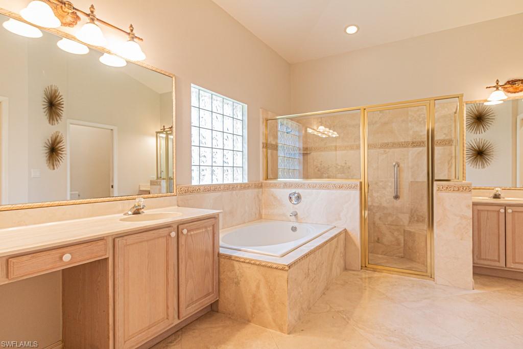 AUTUMN WOODS - Residential