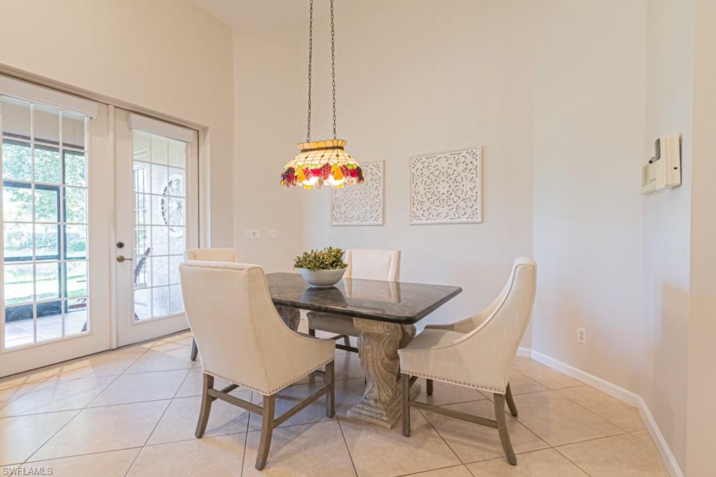 AUTUMN WOODS - Residential