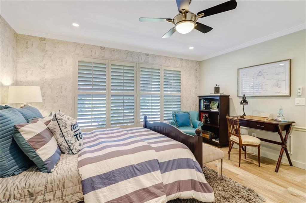 PARK SHORE - Residential