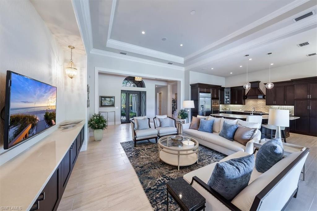 QUAIL WEST - Residential