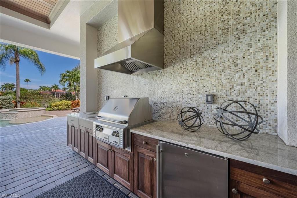 QUAIL WEST - Residential