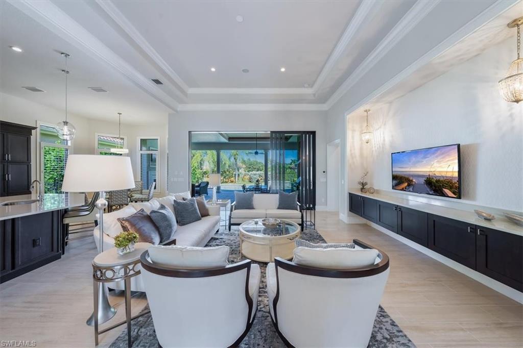 QUAIL WEST - Residential