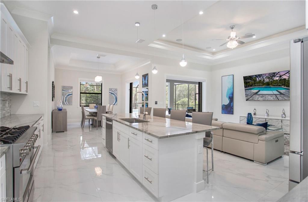 GOLDEN GATE ESTATES - Residential