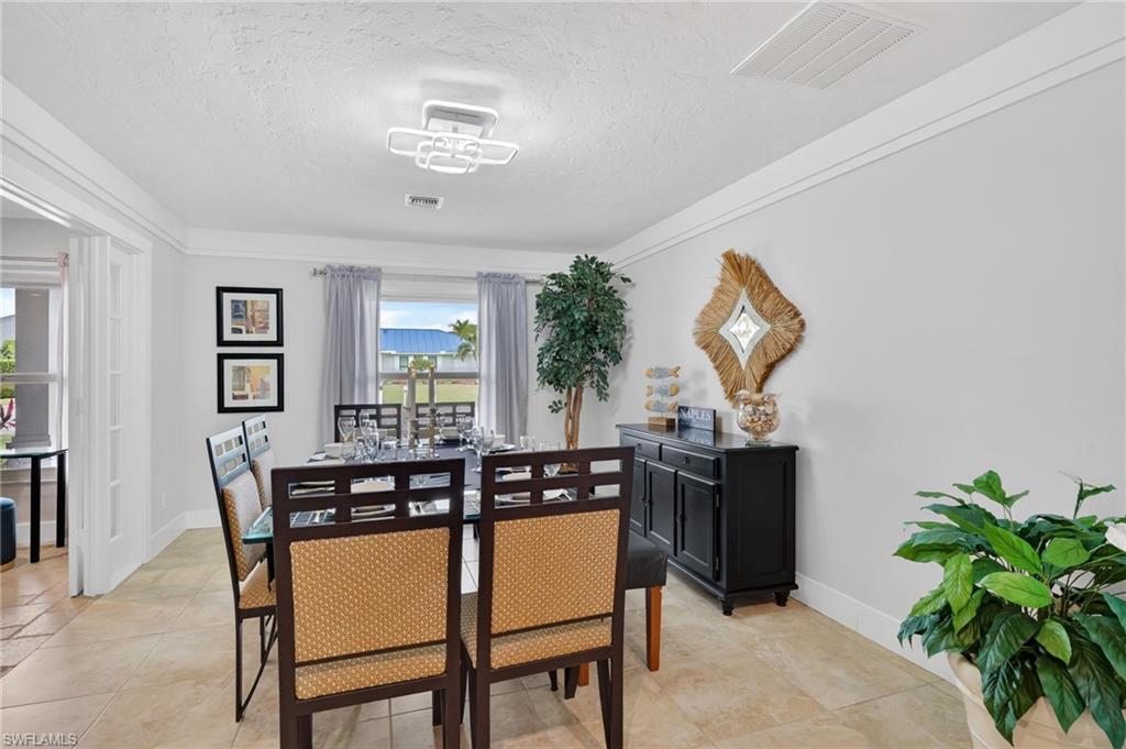 NAPLES PARK - Residential