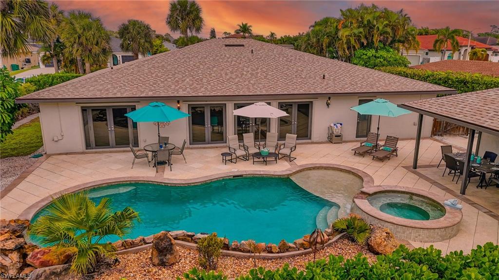 NAPLES PARK - Residential