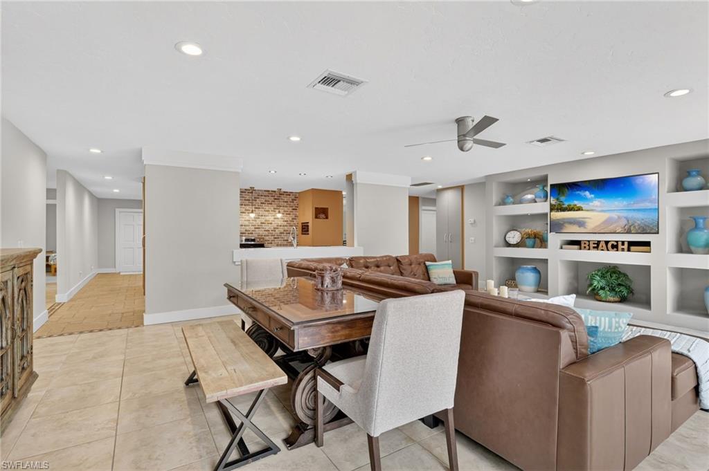 NAPLES PARK - Residential