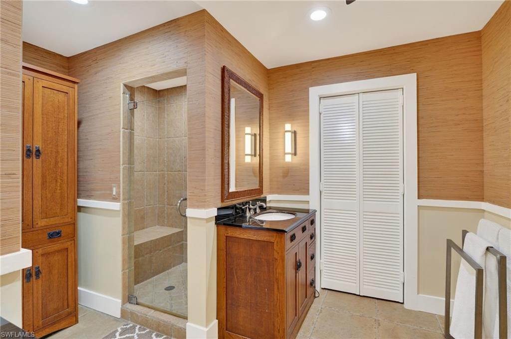 NAPLES PARK - Residential