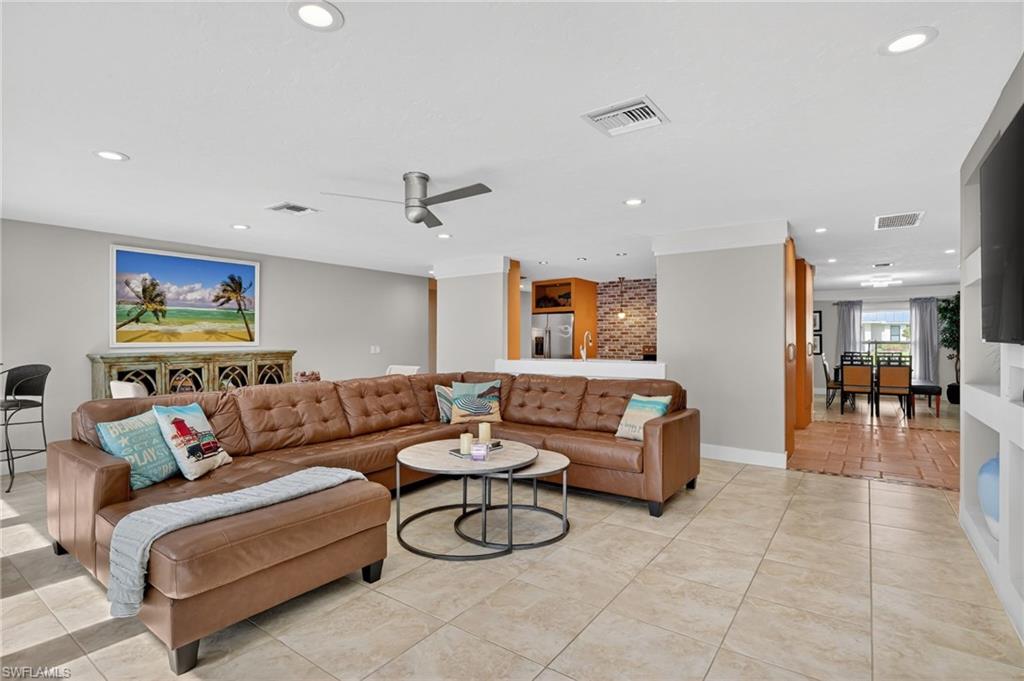 NAPLES PARK - Residential