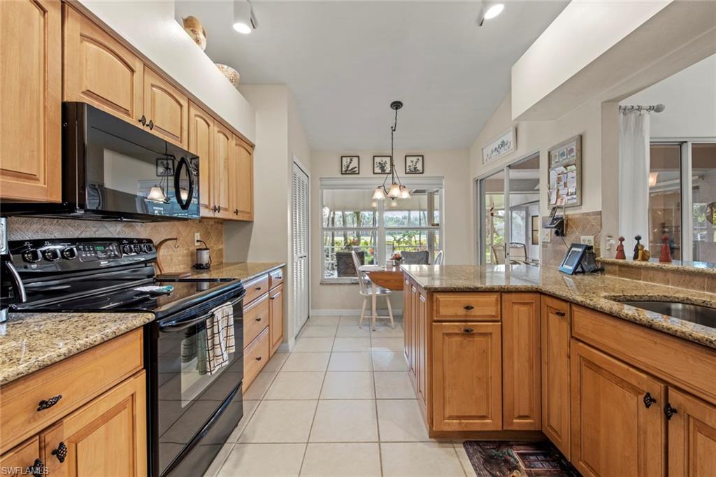 VILLAGES AT COUNTRY CREEK - Residential