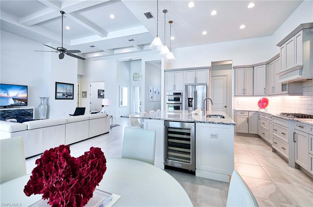 ISLES OF COLLIER PRESERVE - Residential