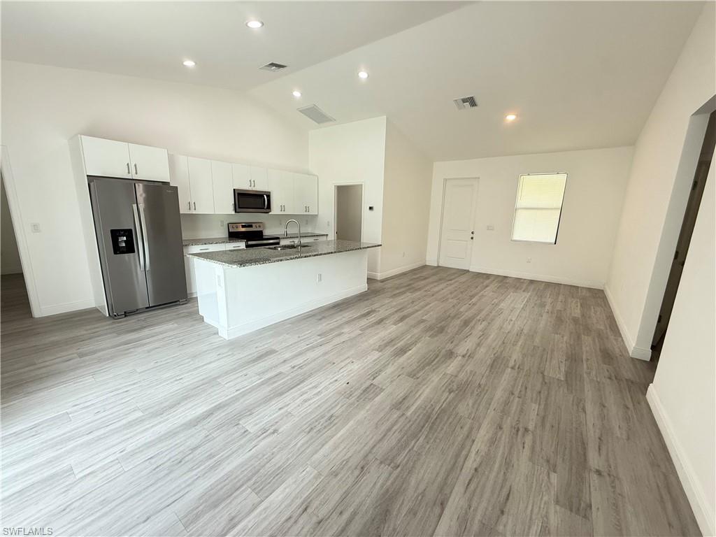 GREENBRIAR - Residential Lease