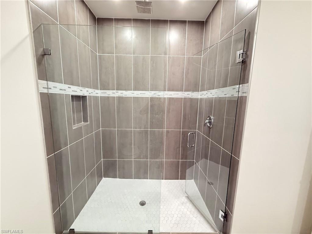 GREENBRIAR - Residential Lease