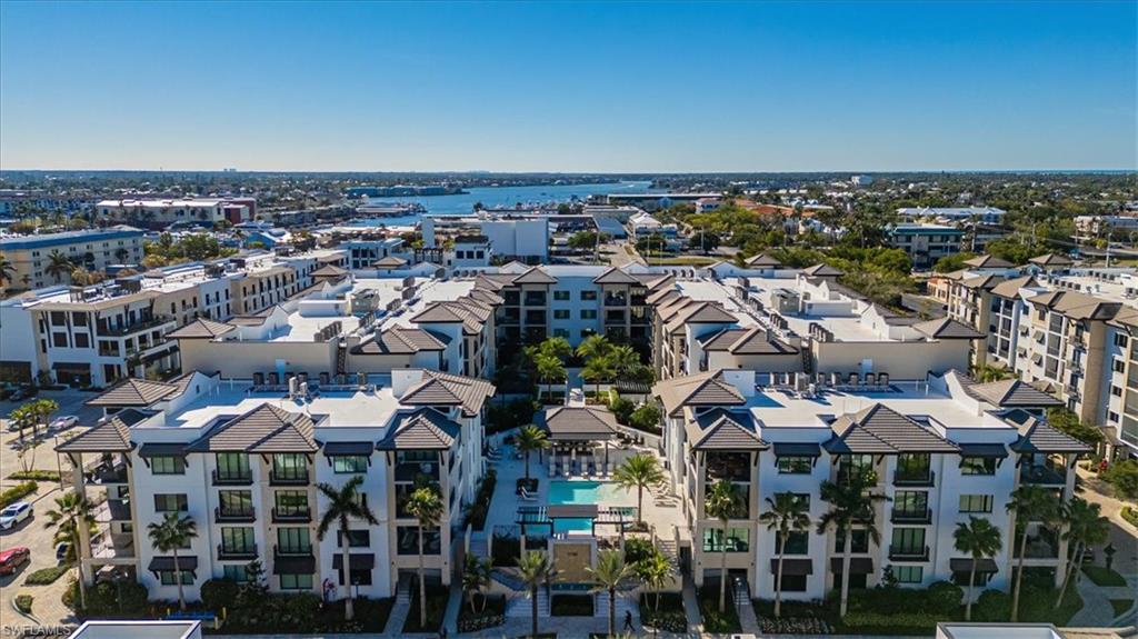 QUATTRO AT NAPLES SQUARE - Residential