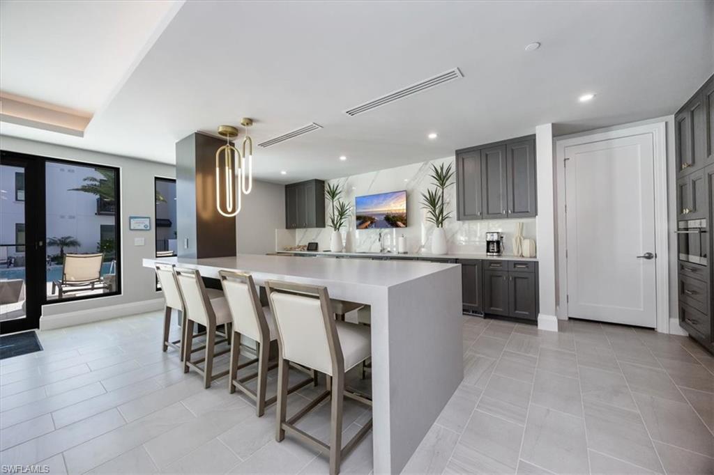 QUATTRO AT NAPLES SQUARE - Residential