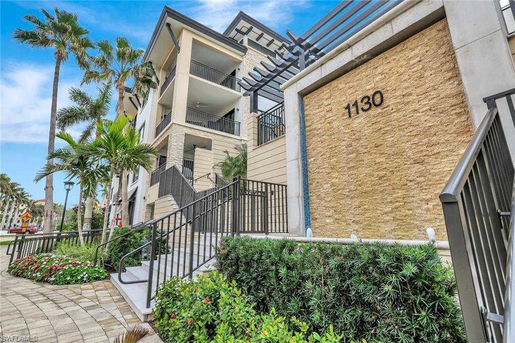 QUATTRO AT NAPLES SQUARE - Residential