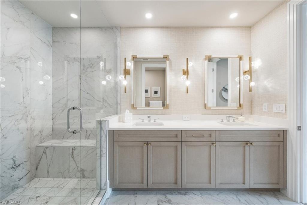 QUATTRO AT NAPLES SQUARE - Residential