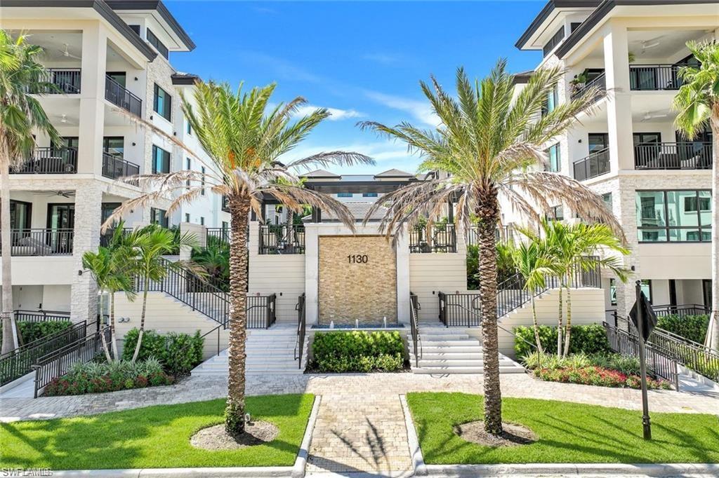 QUATTRO AT NAPLES SQUARE - Residential