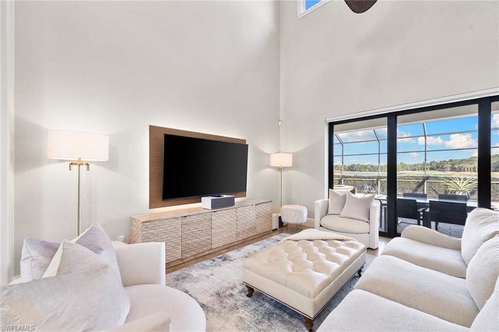 SERAFINA AT TIBURON - Residential