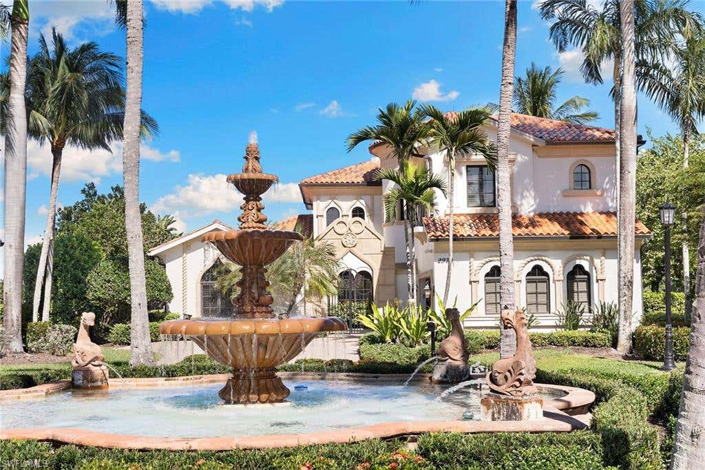 Photo of 2970 Tiburon BLVD E, NAPLES, FL 34109 (MLS # 225084235)