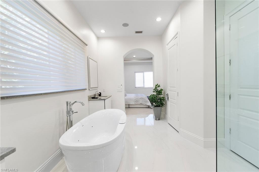 SERAFINA AT TIBURON - Residential