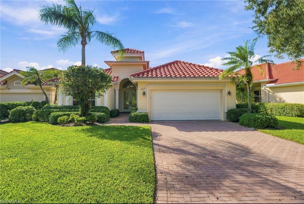 965 Tierra Lago WAY