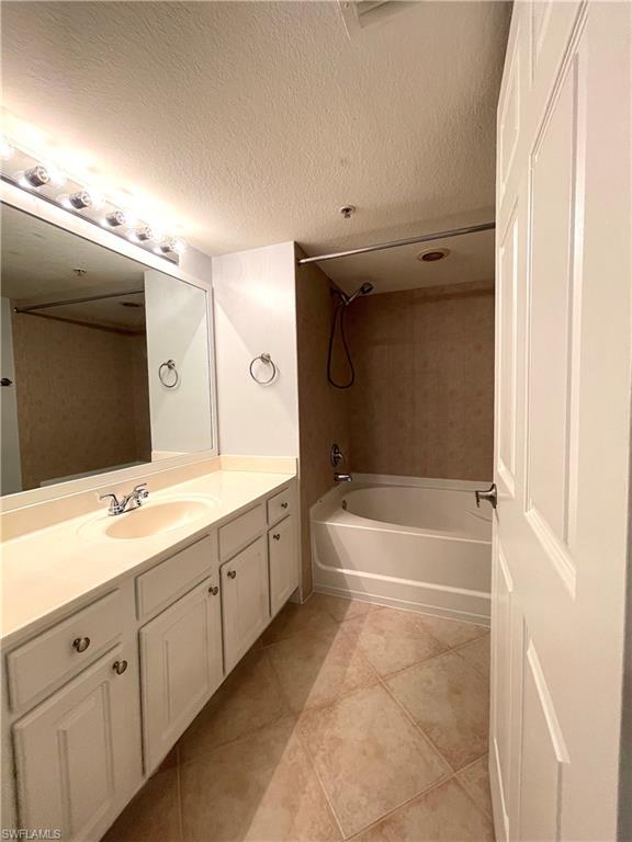 THE RESIDENCE - Residential