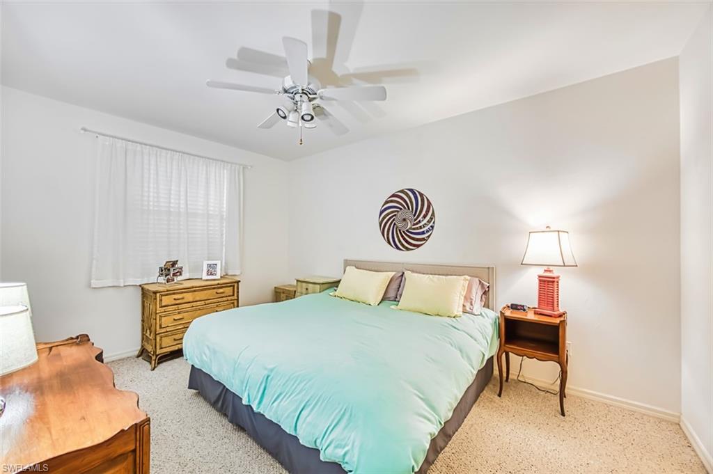 FAIRWAY VILLAS - Residential