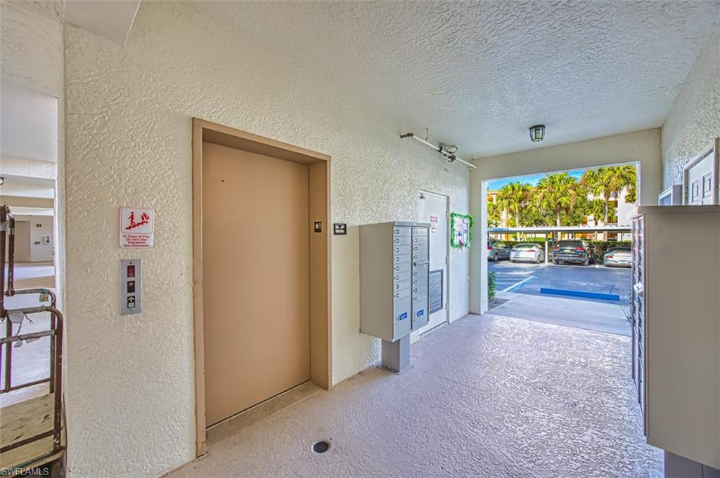 FAIRWAY VILLAS - Residential