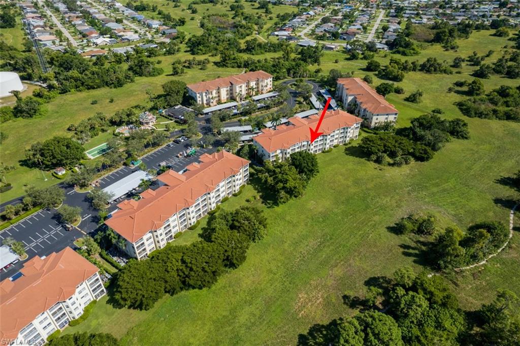 FAIRWAY VILLAS - Residential