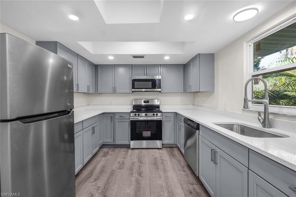 GULF HARBOR - Residential