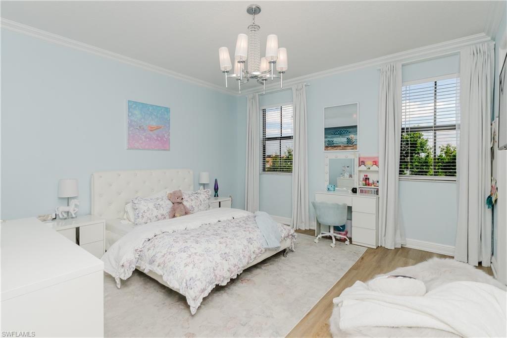 MAPLE RIDGE - Residential