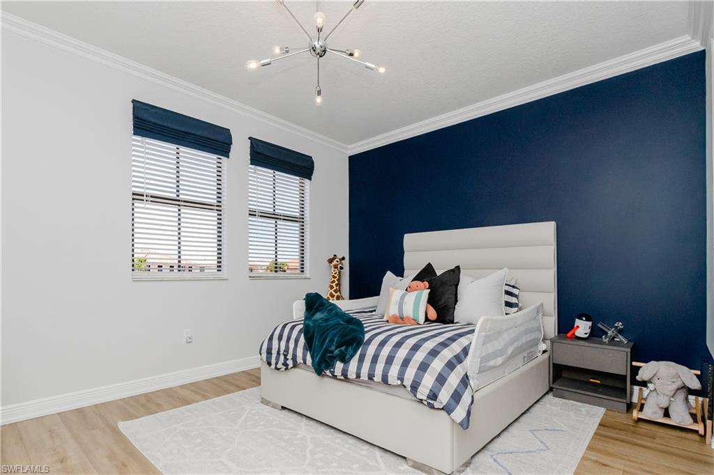 MAPLE RIDGE - Residential