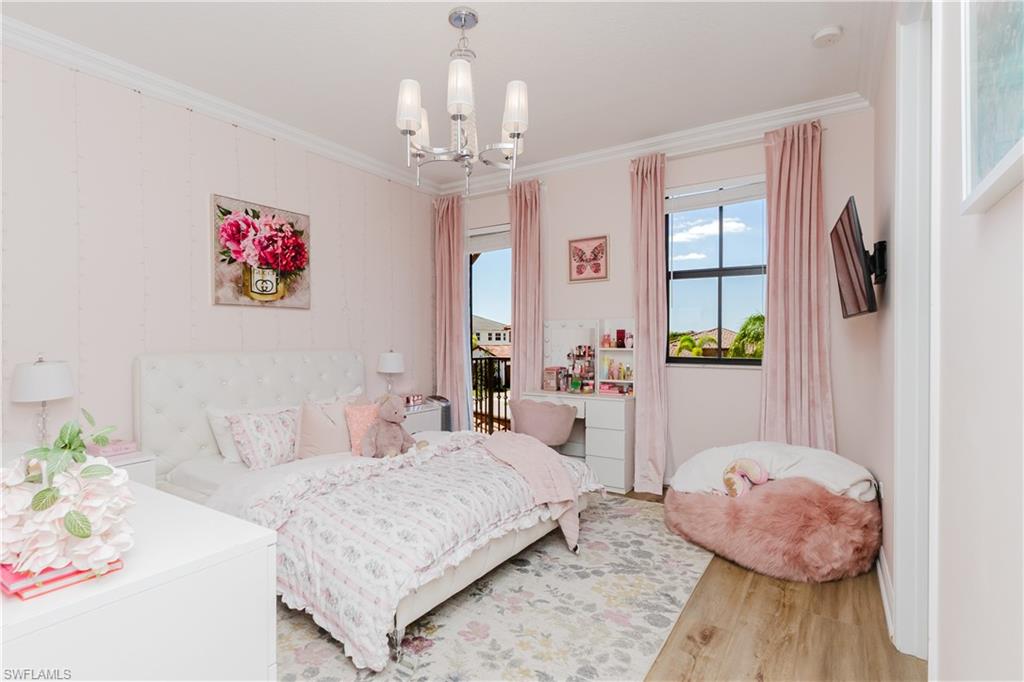 MAPLE RIDGE - Residential