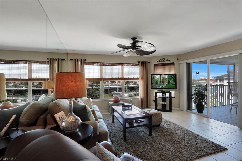 ISLANDER COVE - Residential